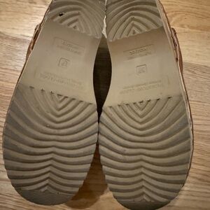 Stylish Tan Leather Mules